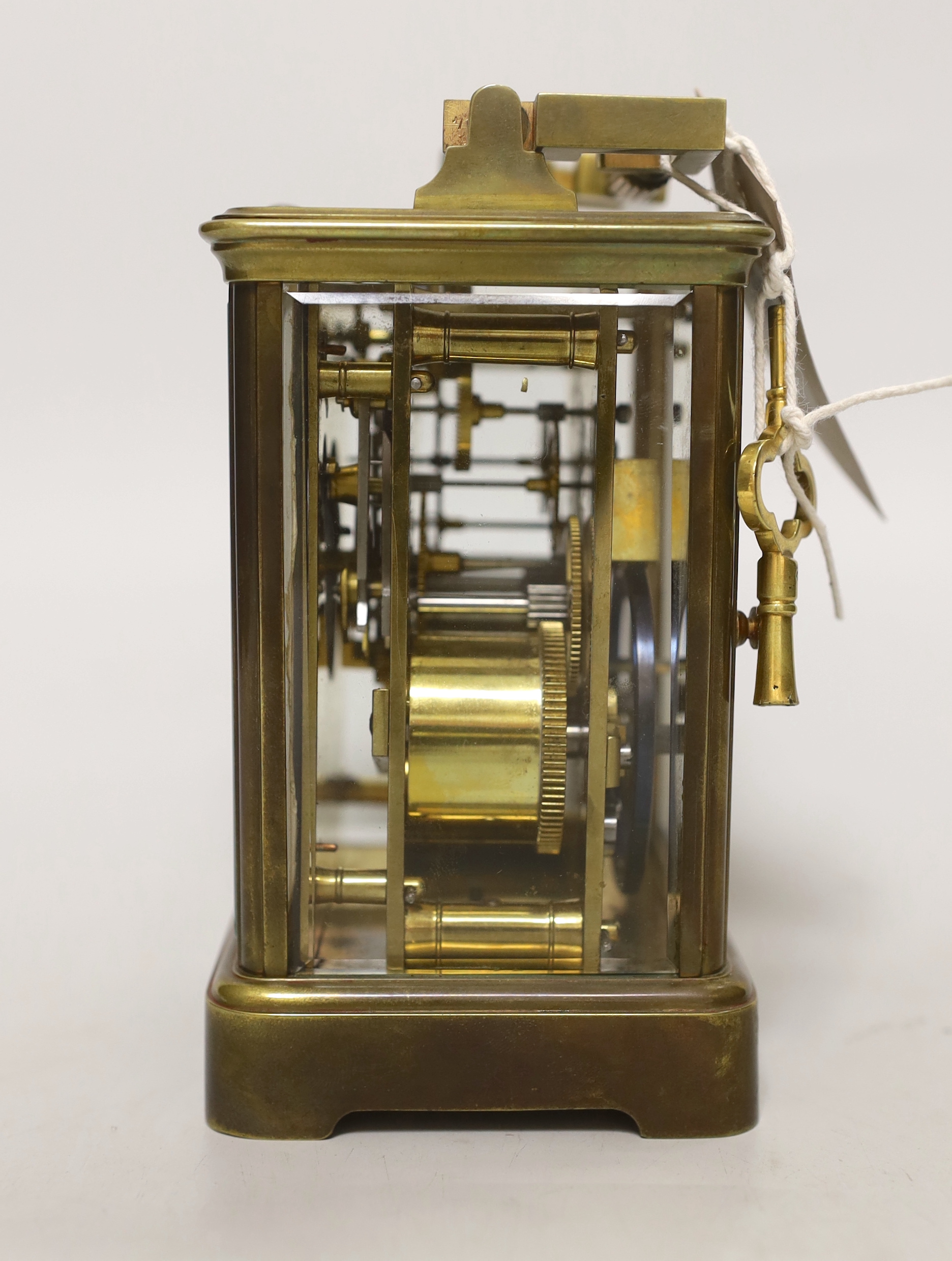 A French brass repeating carriage clock, 15cm